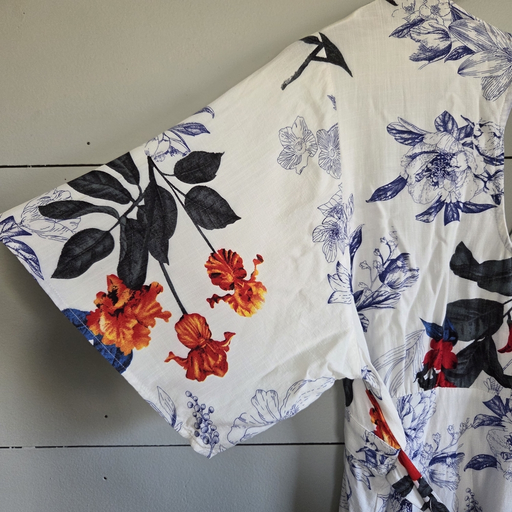 Motherhood Maternity Floral Blouse White Blue Orange Kimono Sleeve V-Neck Size M - Picture 5 of 7